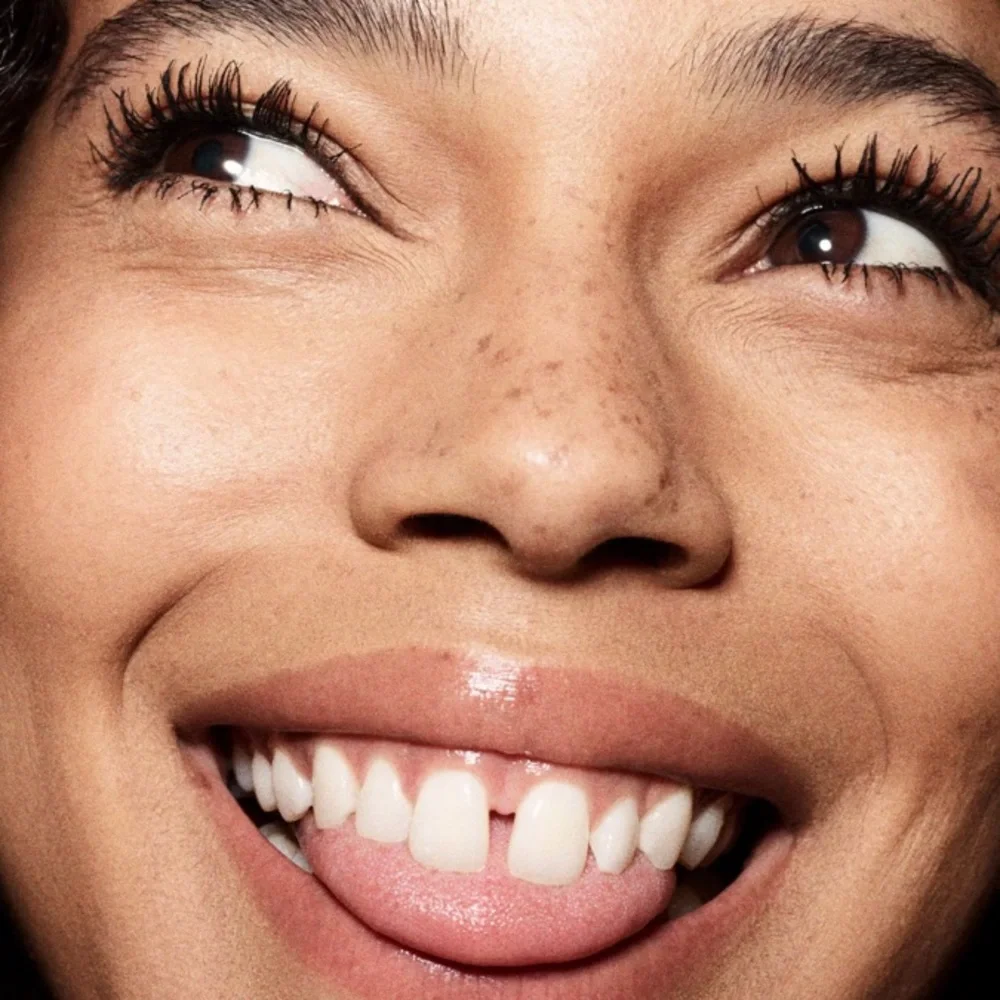 Fenty Beauty Hella Thicc Volumizing Mascara